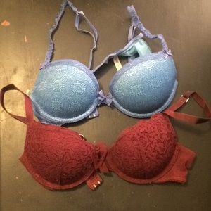 2 aerie bras!